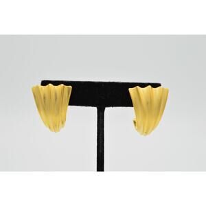 TAT Vintage Earrings Brushed Gold Matte Dangle Scalloped Hoop Signed 1980s BinQ